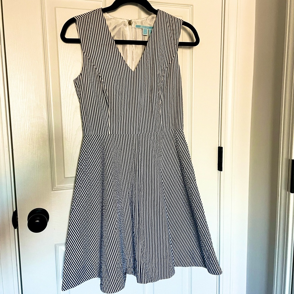 Draper James Blue A-Line Midi Dress Sleeveless V-Neck. NWOT